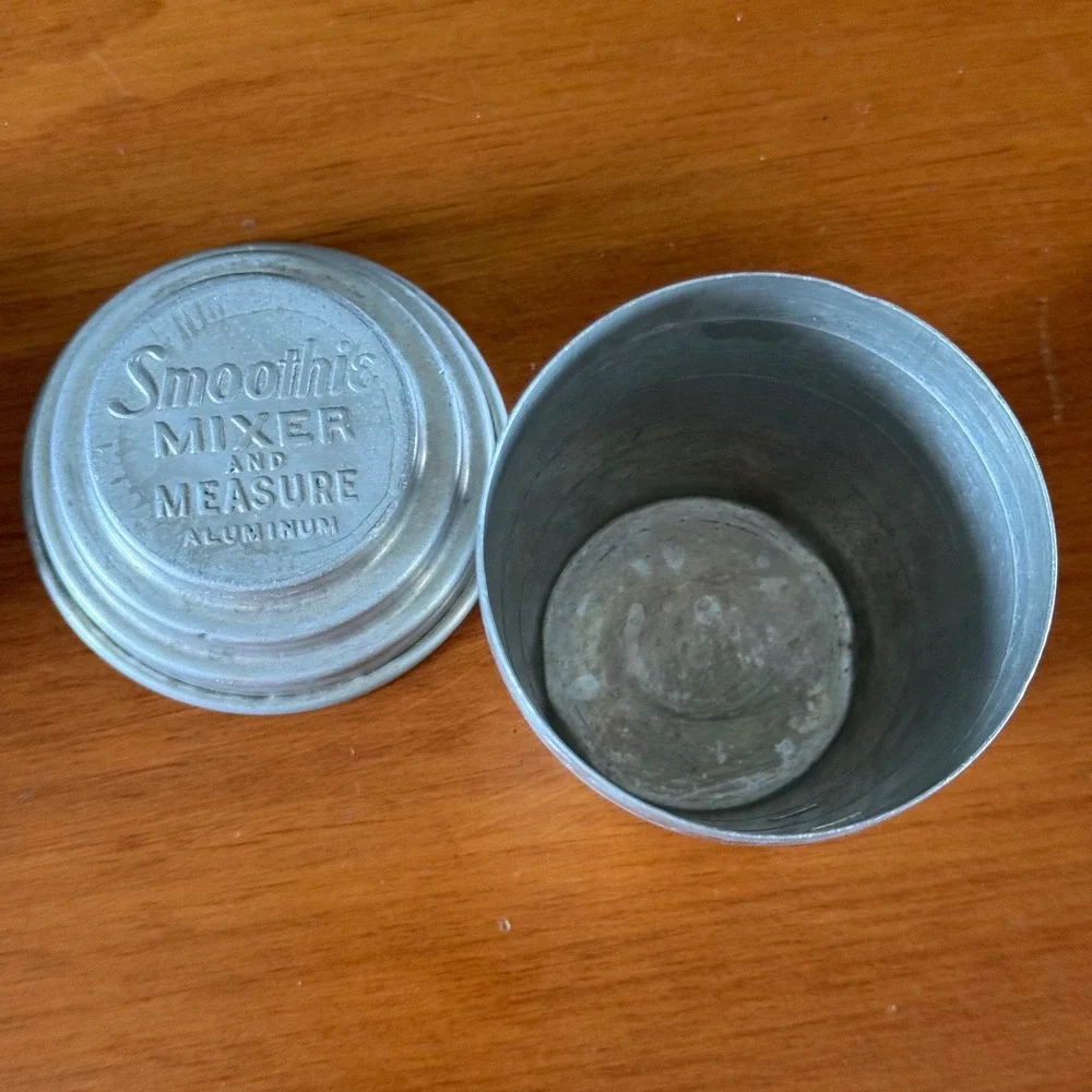 Smoothie Mixer and Measure vintage smoothie